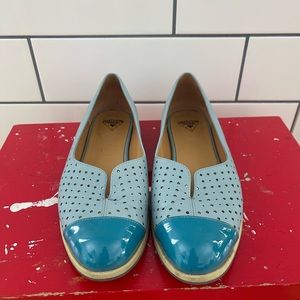 NWOT John Fluevog blue cap toe leather loafers EC